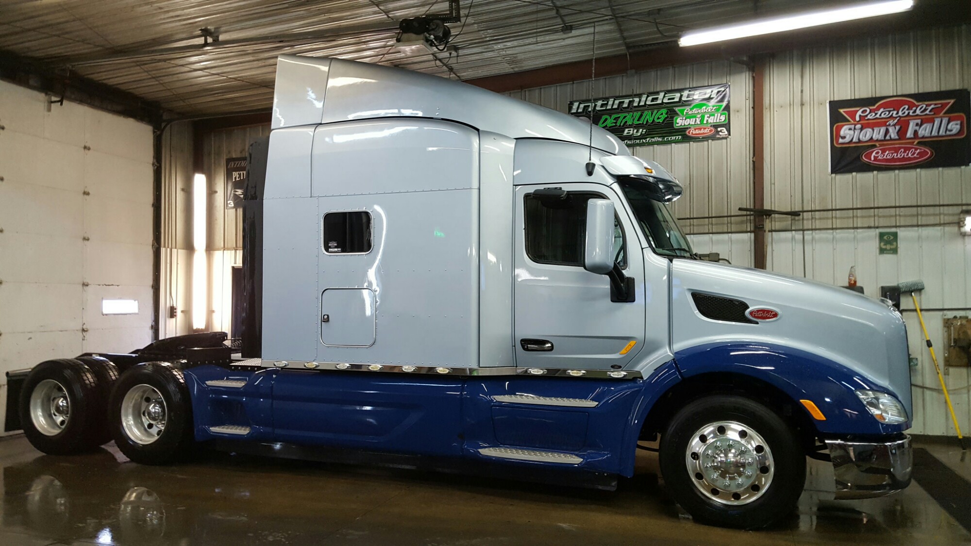 2015 Paccar Powered 579 For Sale Peterbilt Of Sioux Falls