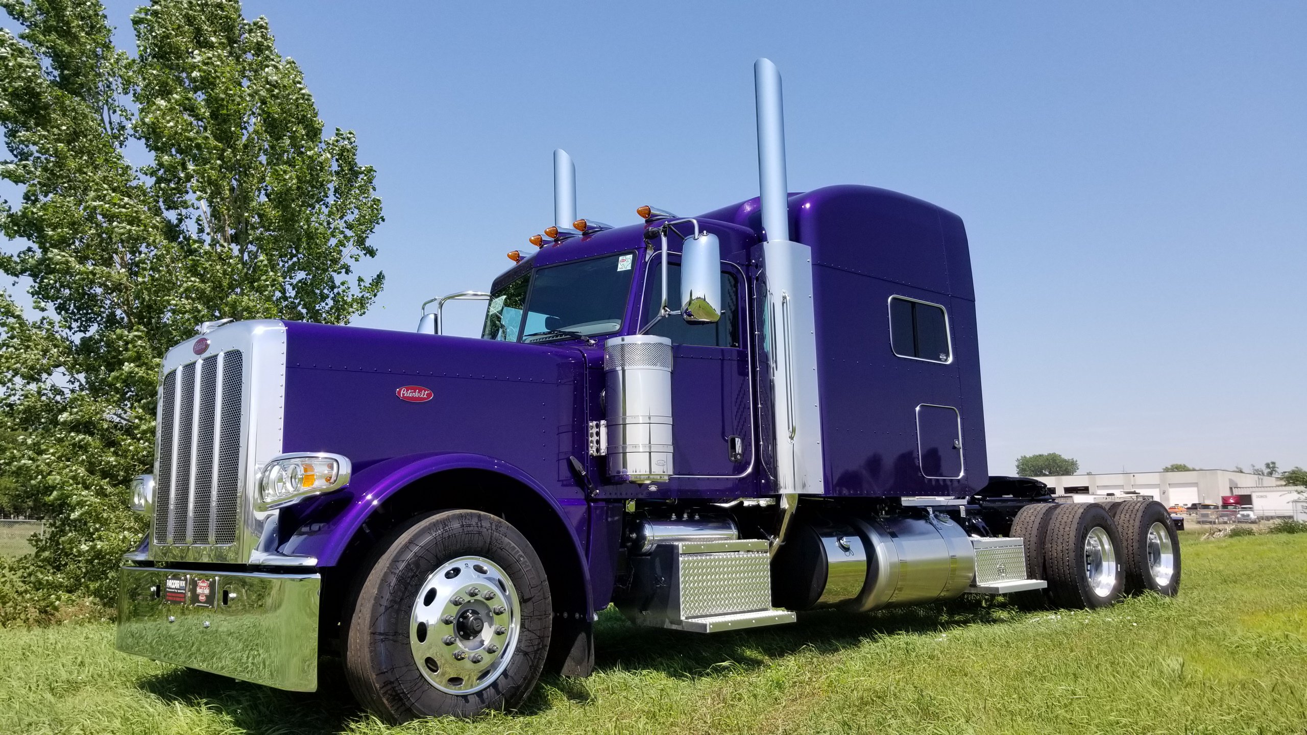 Ultraviolet New 389 Just In Peterbilt Of Sioux Falls