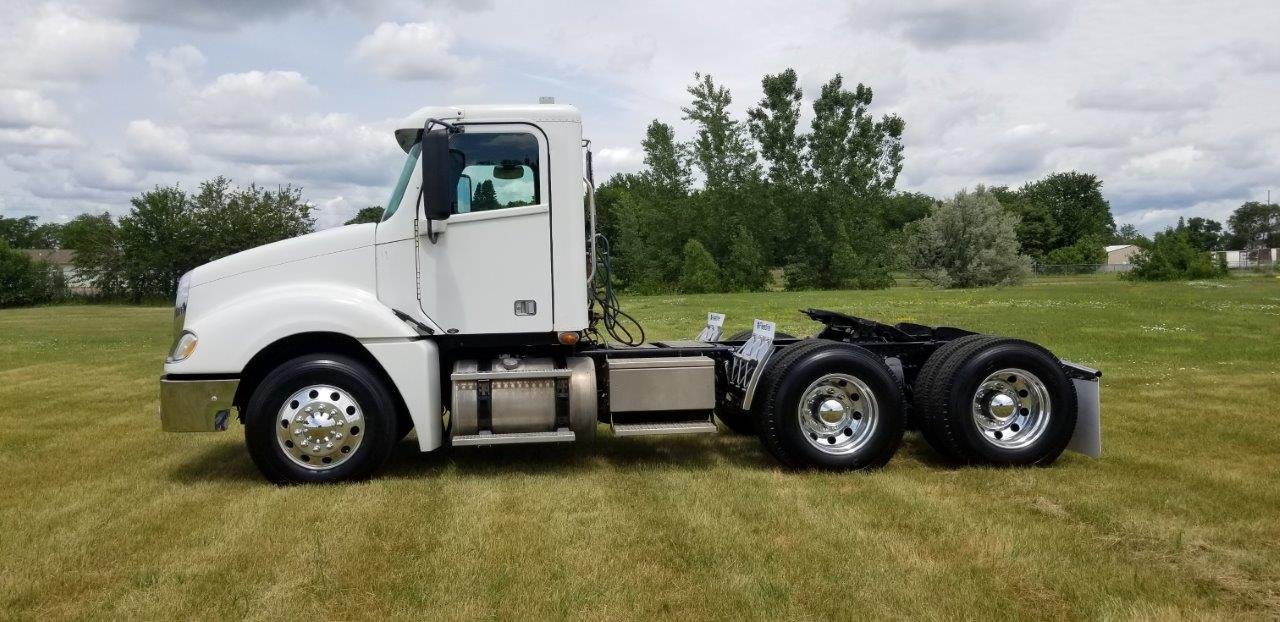 DAYCAB GLIDER KITS Peterbilt of Sioux Falls