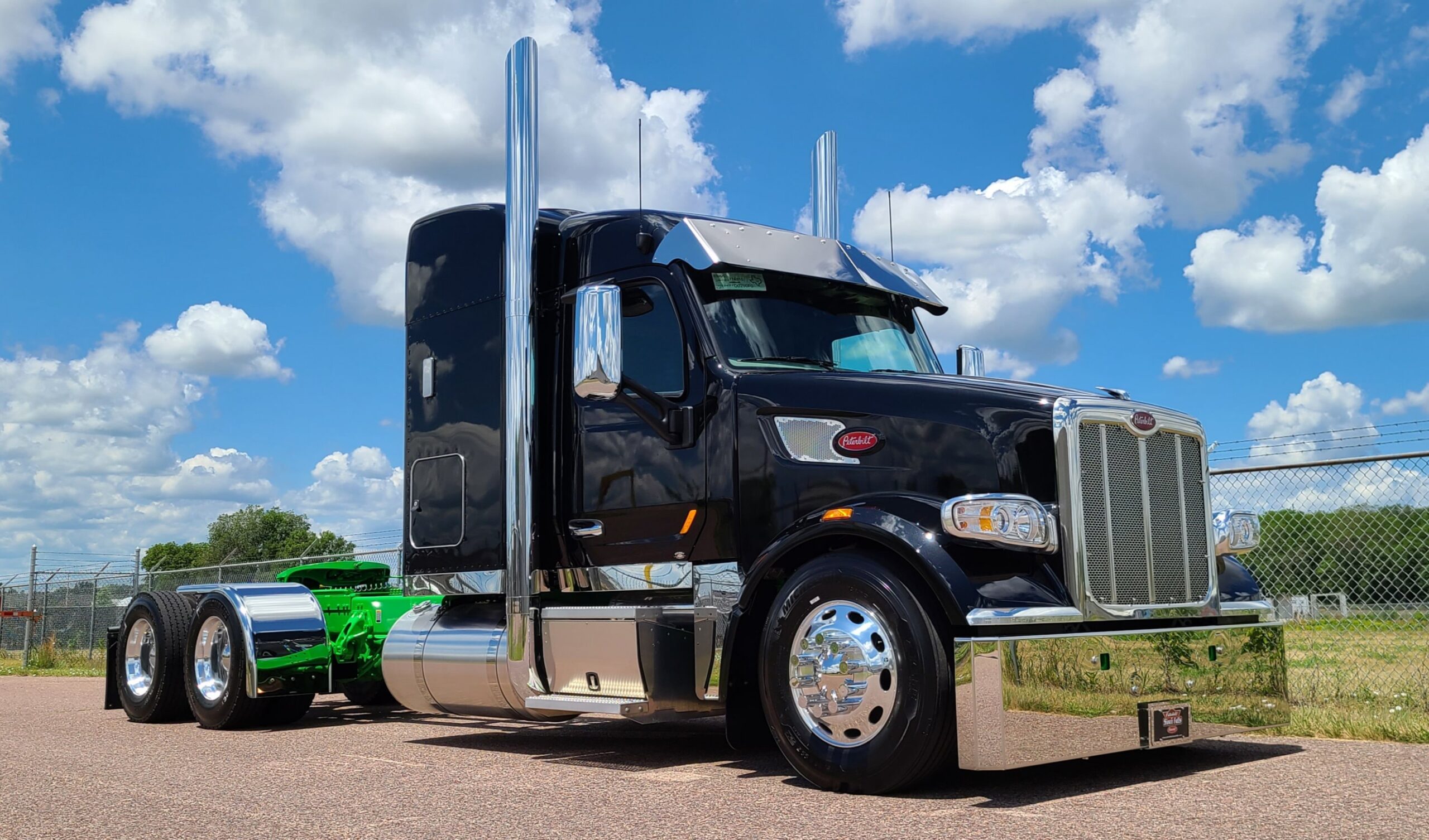 CUSTOM NEW TRUCK FOR SALE!! - Peterbilt of Sioux Falls